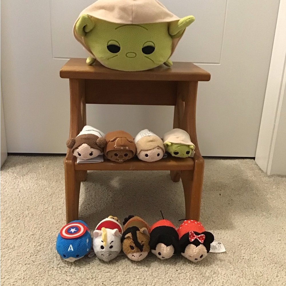 Disney Tsum Tsum Plush Collection - Green, Brown, Red, Blue